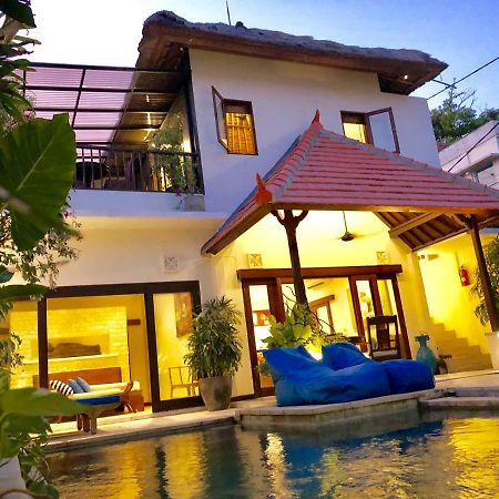 Villa Carissa Seminyak Centre, Bali By Le Ciel Hospitality Екстер'єр фото