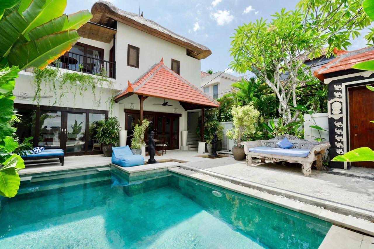 Villa Carissa Seminyak Centre, Bali By Le Ciel Hospitality Екстер'єр фото