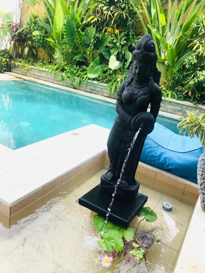 Villa Carissa Seminyak Centre, Bali By Le Ciel Hospitality Екстер'єр фото