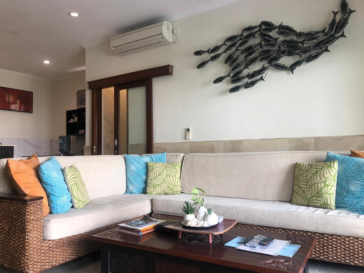 Villa Carissa Seminyak Centre, Bali By Le Ciel Hospitality Екстер'єр фото
