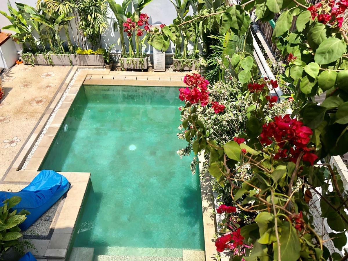 Villa Carissa Seminyak Centre, Bali By Le Ciel Hospitality Екстер'єр фото
