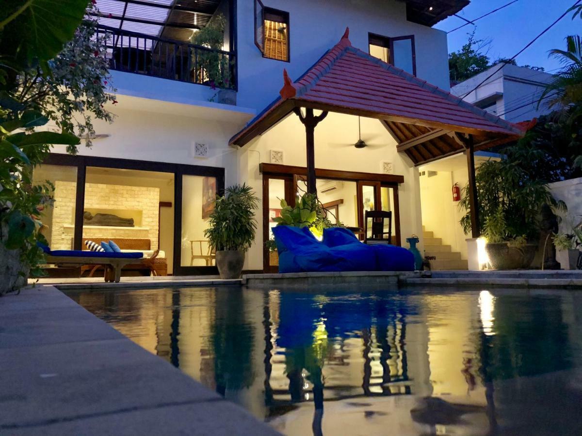 Villa Carissa Seminyak Centre, Bali By Le Ciel Hospitality Екстер'єр фото