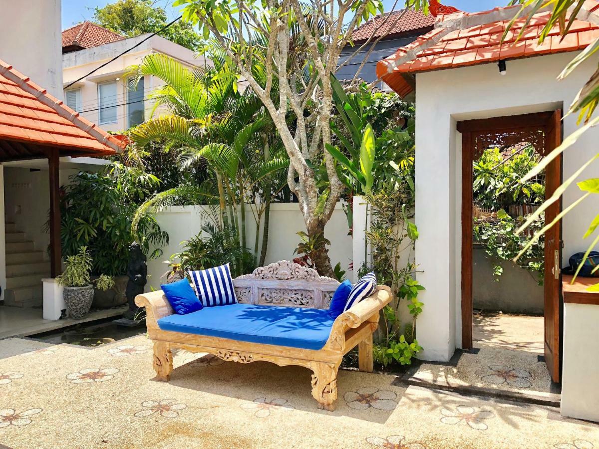 Villa Carissa Seminyak Centre, Bali By Le Ciel Hospitality Екстер'єр фото